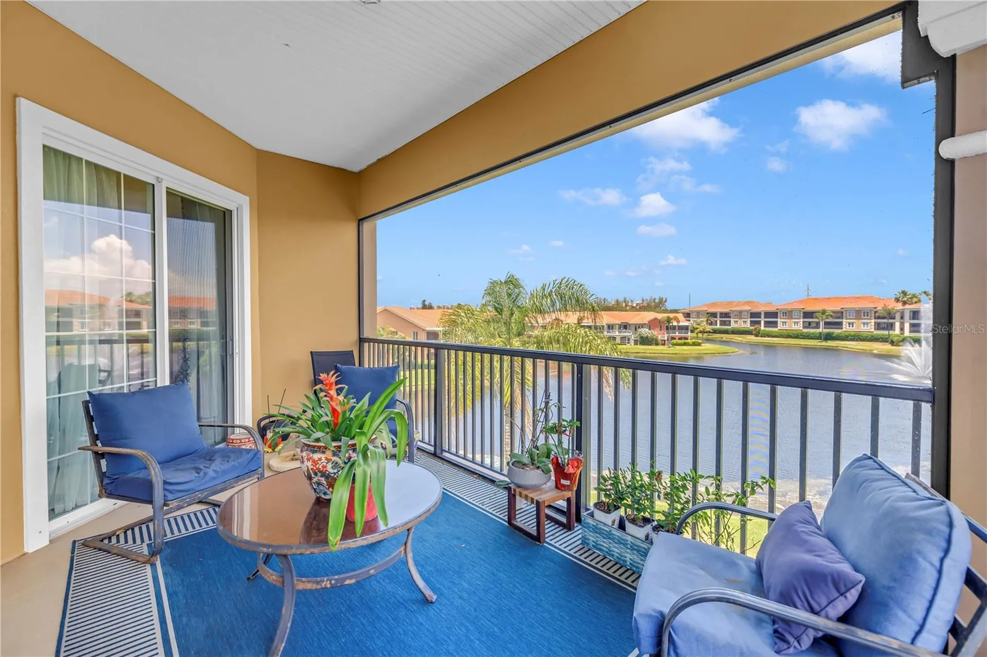 10 Franklin Court S St Petersburg FL 33711