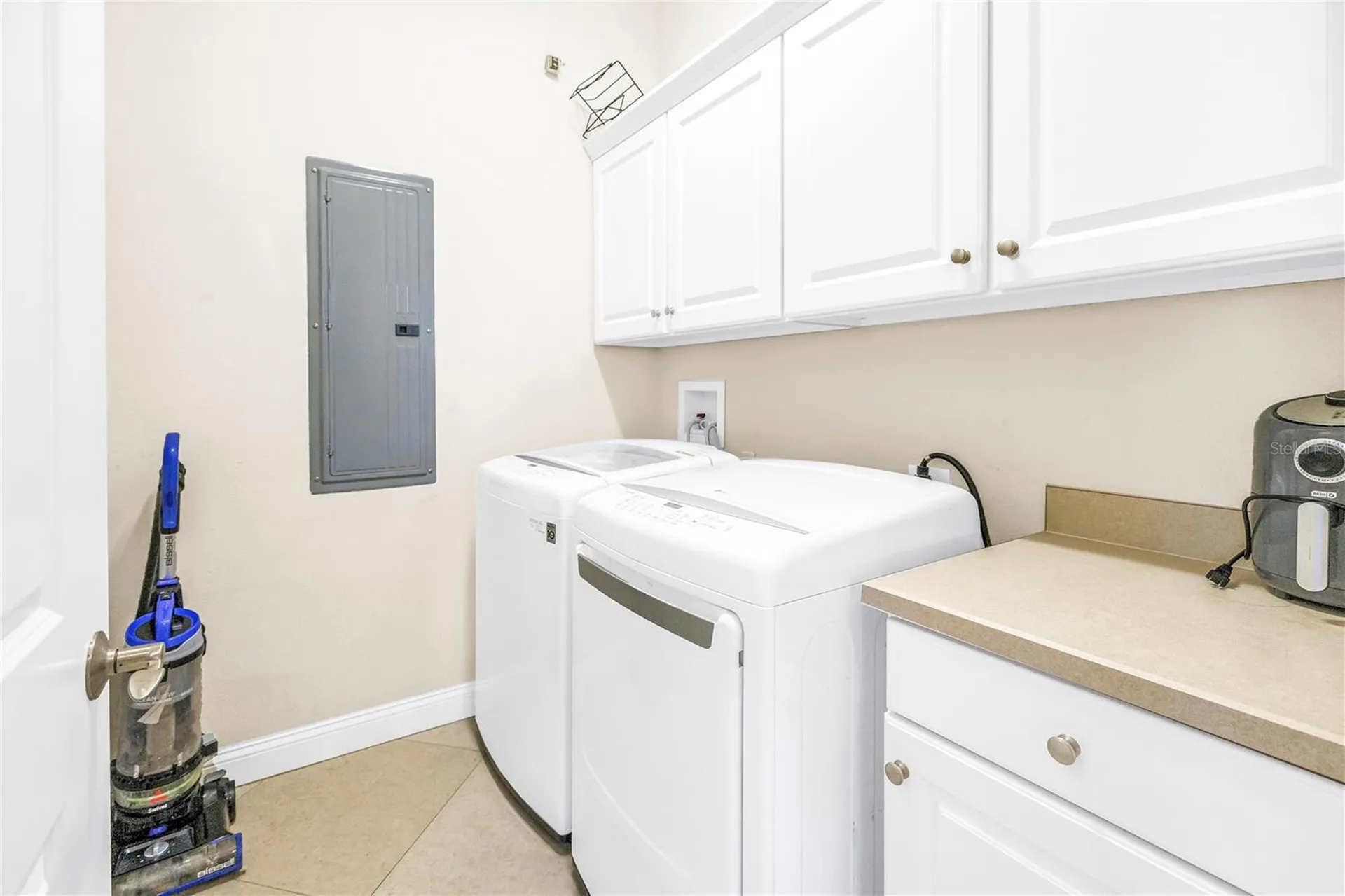 10 Franklin Court S St Petersburg FL 33711