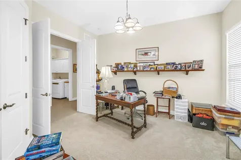 10 Franklin Court S St Petersburg FL 33711