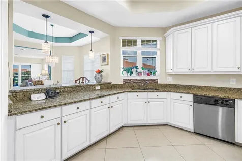 10 Franklin Court S St Petersburg FL 33711