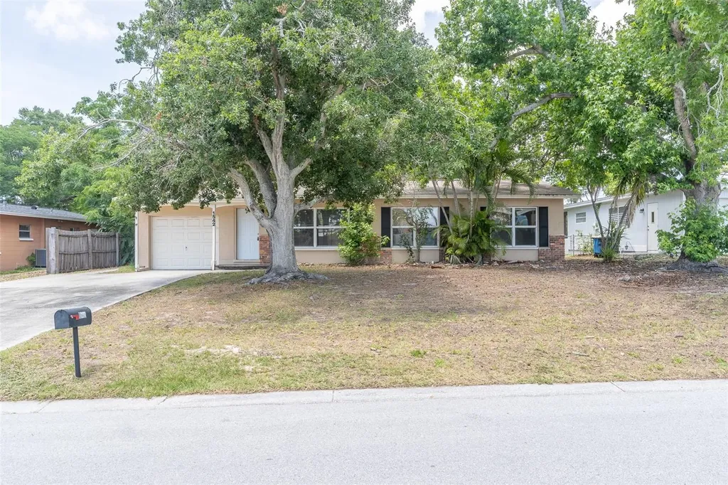 1542 Carroll Street Clearwater FL 33755