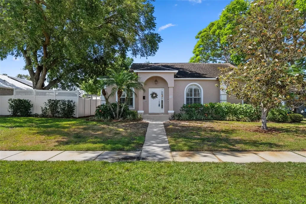 350 47th Avenue N St Petersburg FL 33703