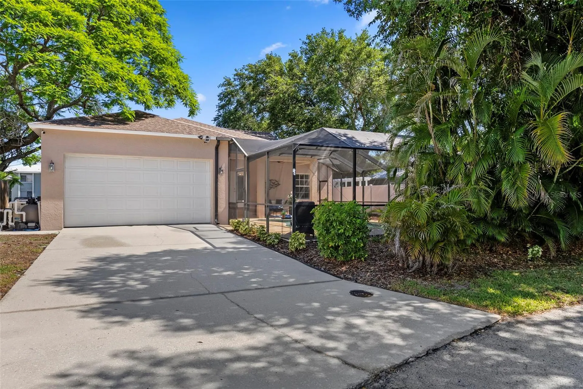 350 47th Avenue N St Petersburg FL 33703