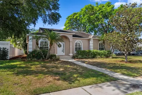 350 47th Avenue N St Petersburg FL 33703