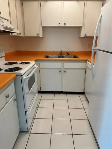 4800 Rilma Avenue Sarasota FL 34234