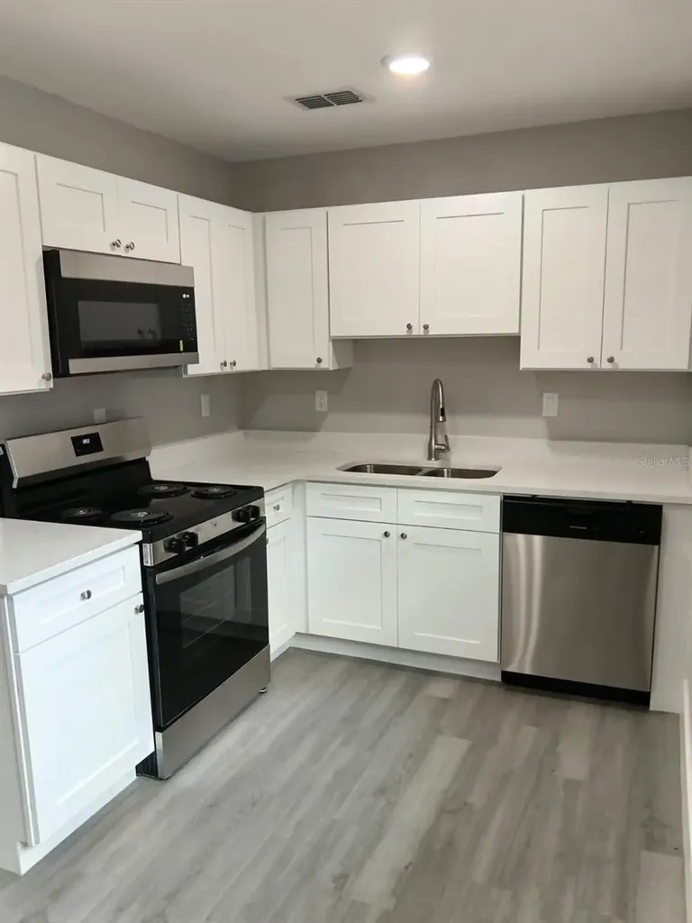 1055 30th Street NW Winter Haven FL 33881