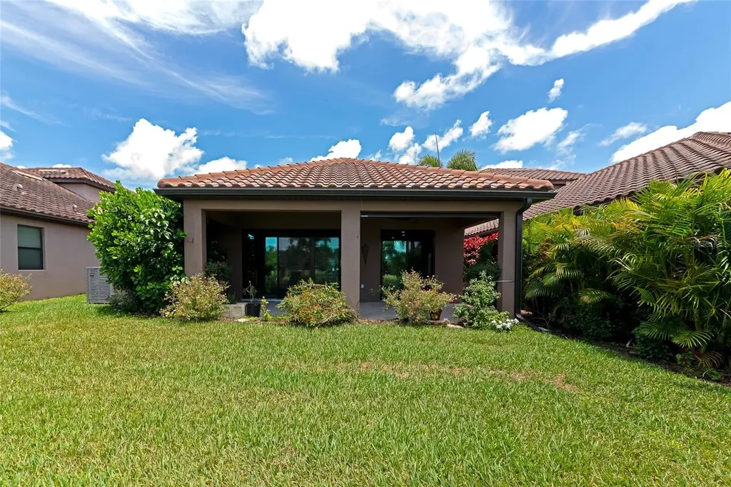 5587 Foxtail Palm Lane Sarasota FL 34233