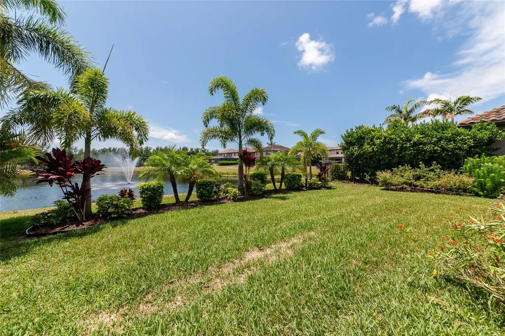 5587 Foxtail Palm Lane Sarasota FL 34233