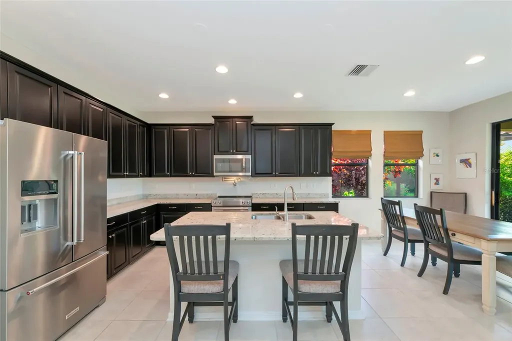 5587 Foxtail Palm Lane Sarasota FL 34233
