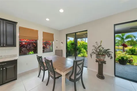 5587 Foxtail Palm Lane Sarasota FL 34233