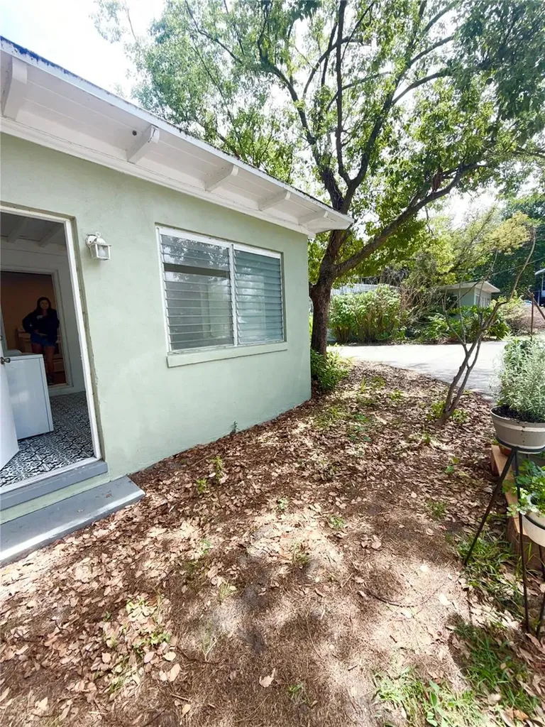 1016 Alba Drive Orlando FL 32804