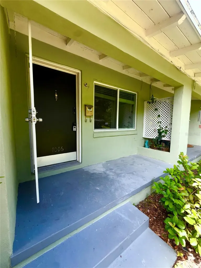 1016 Alba Drive Orlando FL 32804