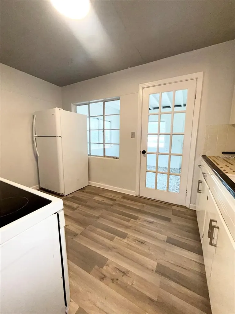 1016 Alba Drive Orlando FL 32804