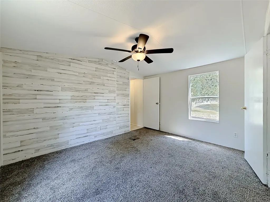 14671 SE 25th Street Morriston FL 32668