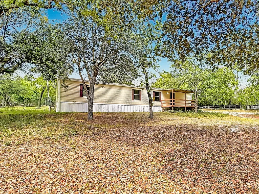 14671 SE 25th Street Morriston FL 32668