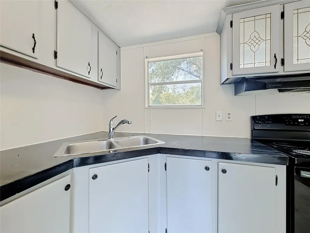 14671 SE 25th Street Morriston FL 32668