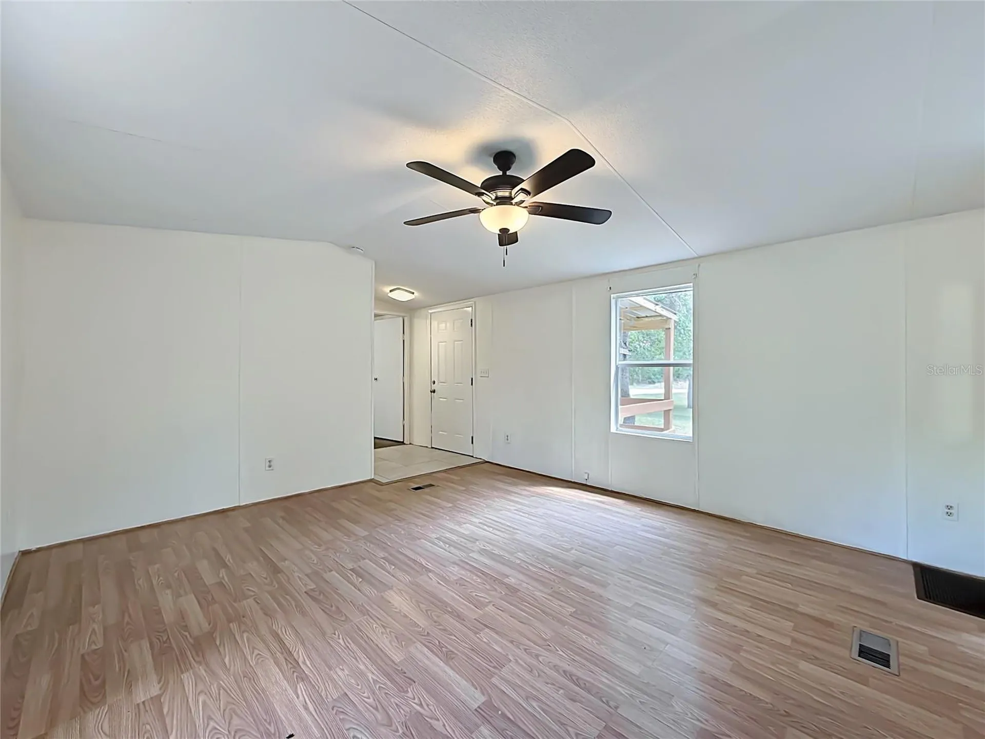 14671 SE 25th Street Morriston FL 32668