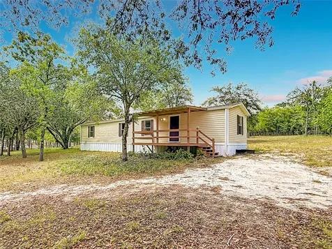 14671 SE 25th Street Morriston FL 32668