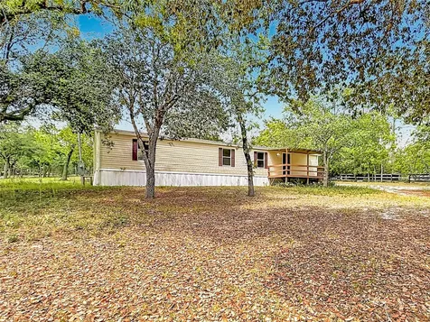14671 SE 25th Street Morriston FL 32668