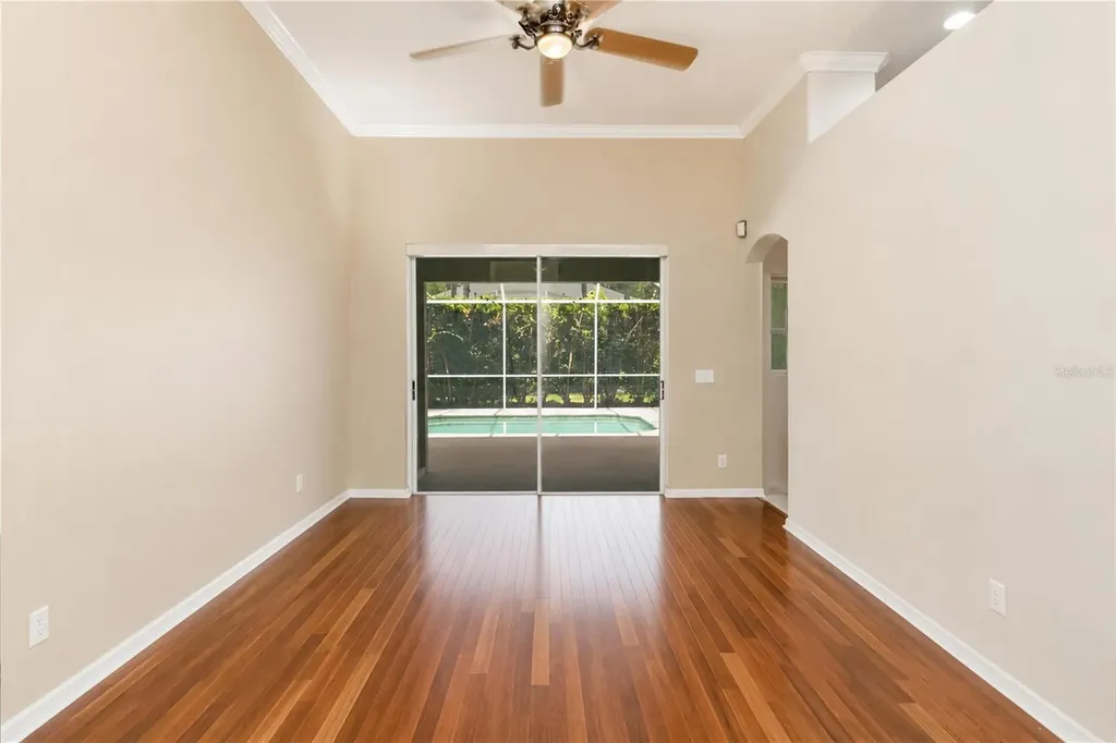 6110 Whimbrelwood Drive Lithia FL 33547