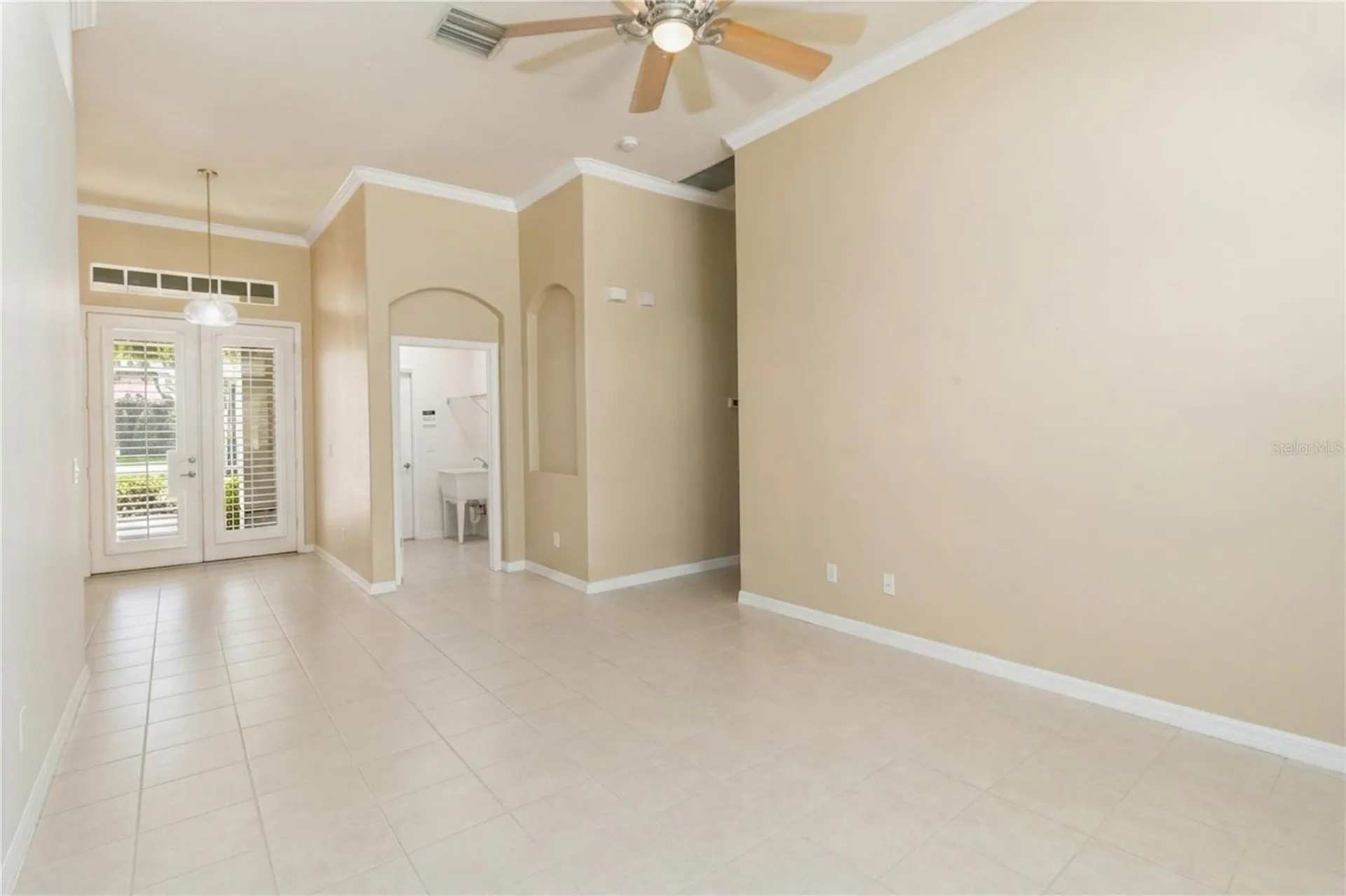 6110 Whimbrelwood Drive Lithia FL 33547