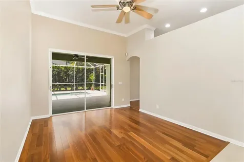 6110 Whimbrelwood Drive Lithia FL 33547