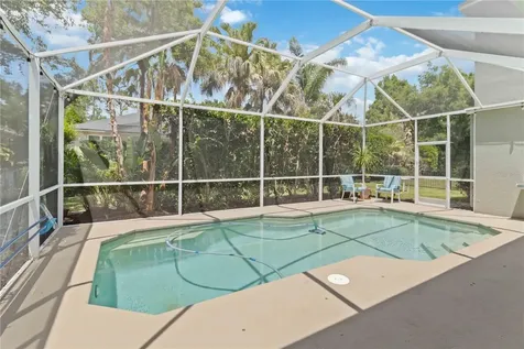 6110 Whimbrelwood Drive Lithia FL 33547