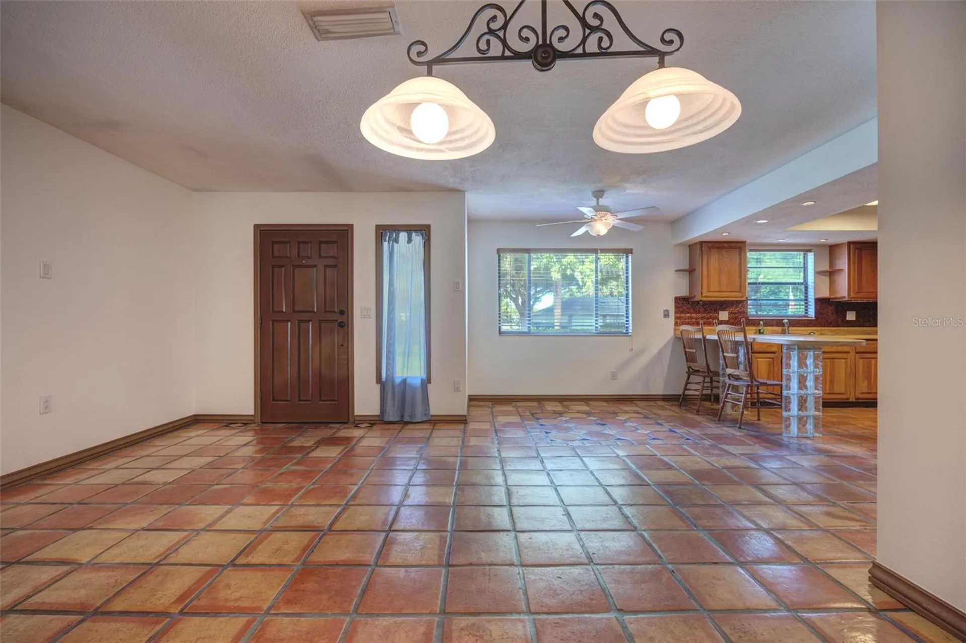 202 Sandspur Lane Deland FL 32724