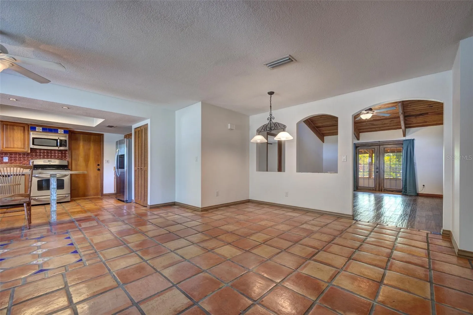202 Sandspur Lane Deland FL 32724