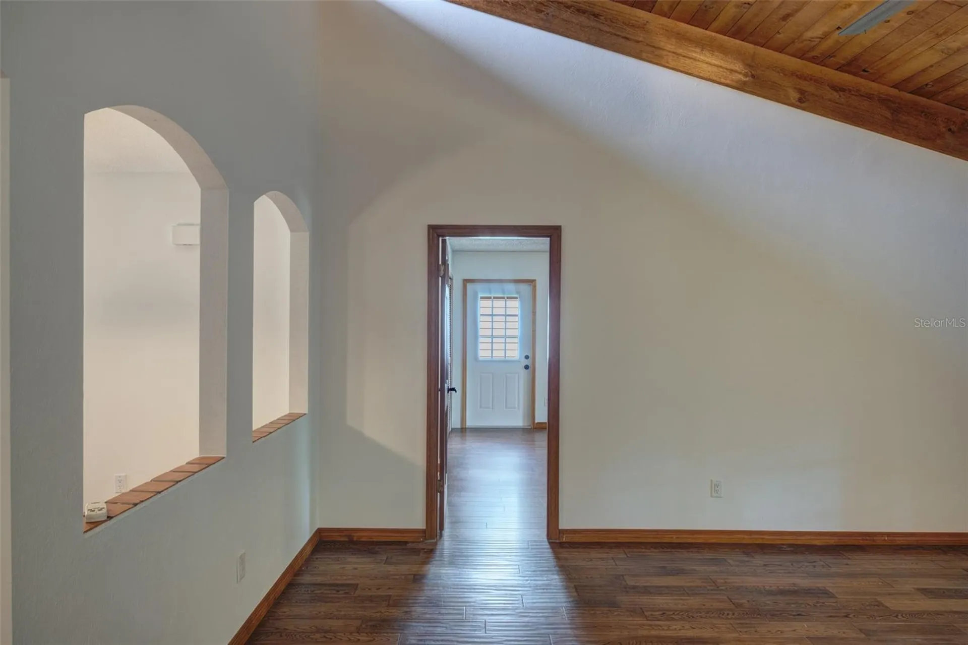 202 Sandspur Lane Deland FL 32724