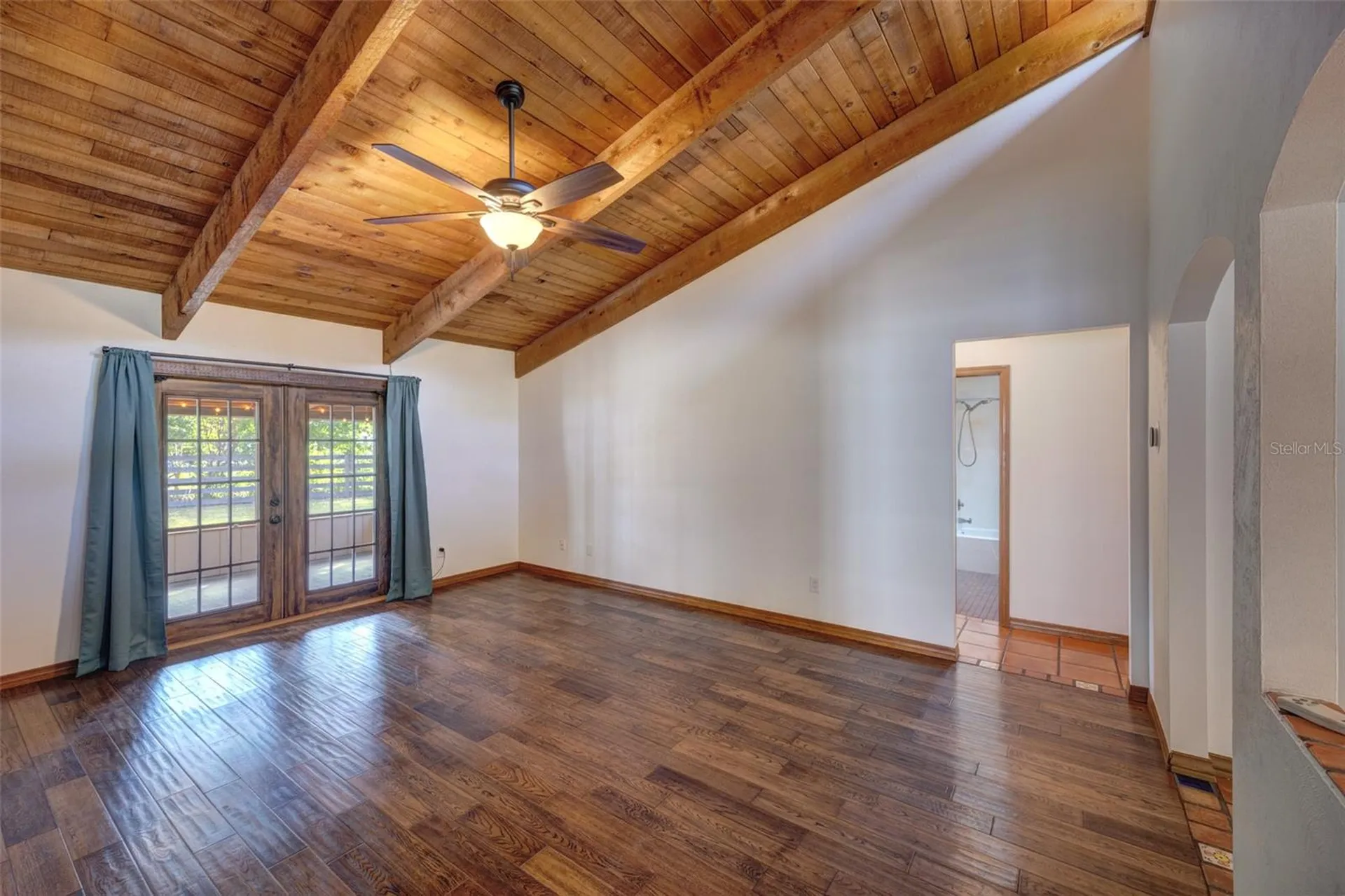 202 Sandspur Lane Deland FL 32724