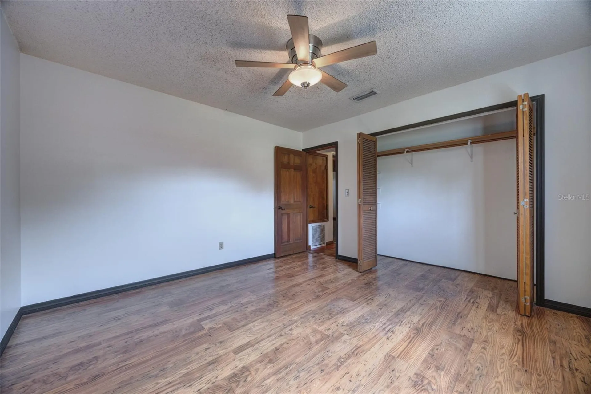 202 Sandspur Lane Deland FL 32724