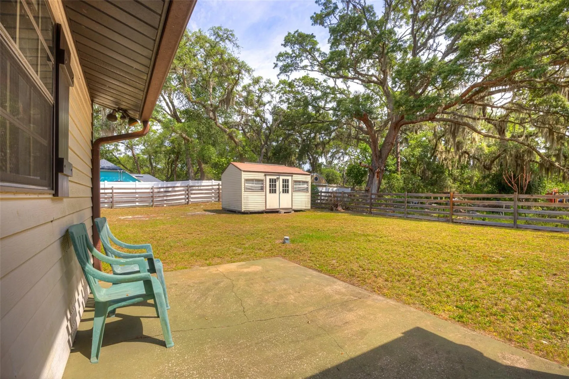202 Sandspur Lane Deland FL 32724