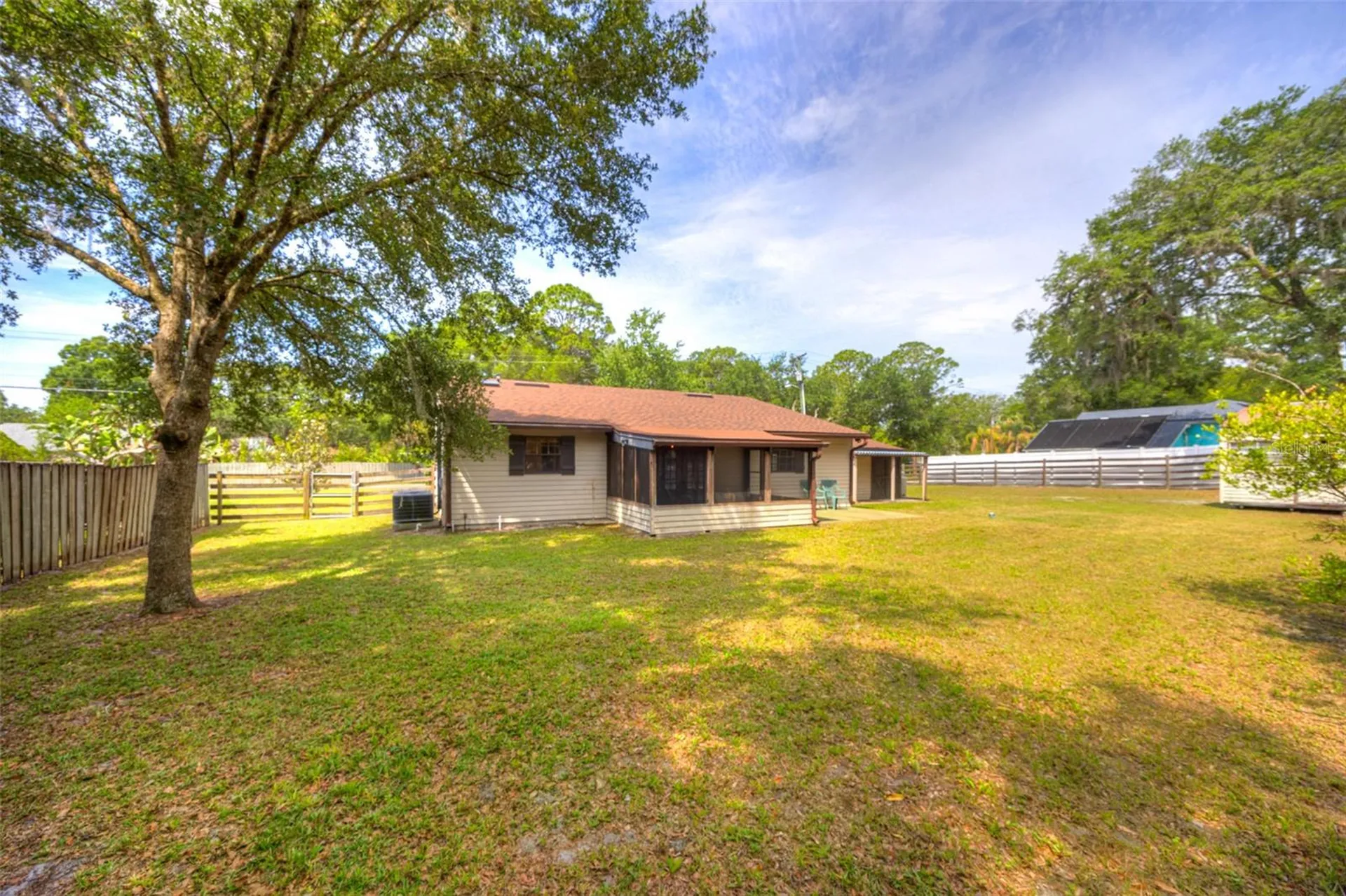 202 Sandspur Lane Deland FL 32724