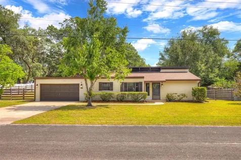 202 Sandspur Lane Deland FL 32724