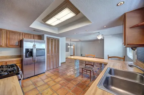 202 Sandspur Lane Deland FL 32724