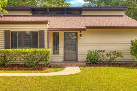 202 Sandspur Lane Deland FL 32724