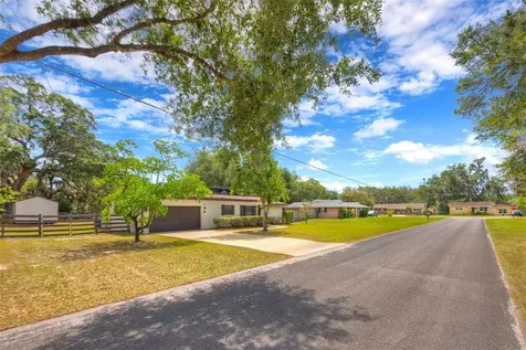 202 Sandspur Lane Deland FL 32724