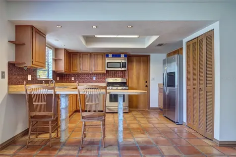 202 Sandspur Lane Deland FL 32724