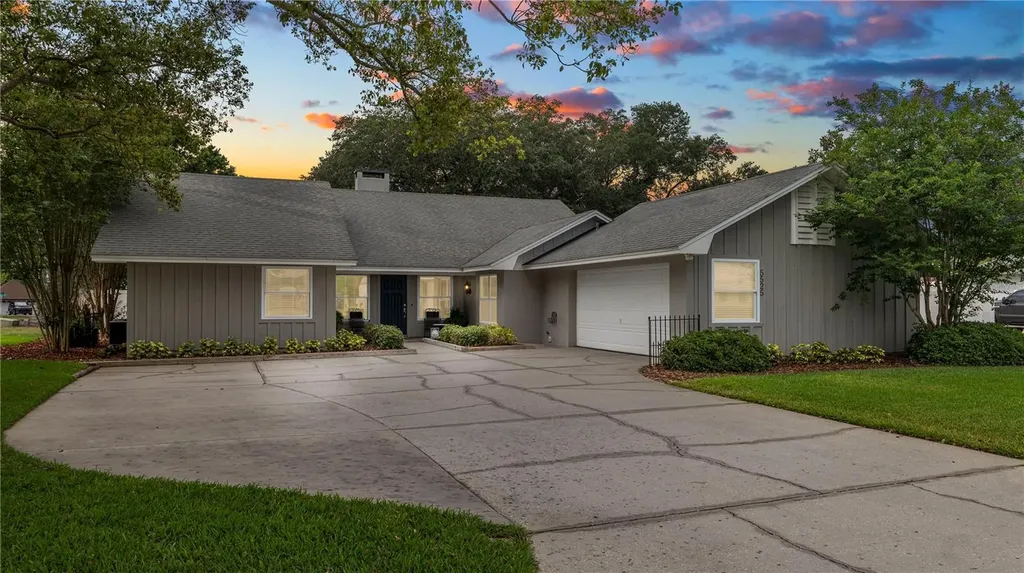 5525 Club Hill E Lakeland FL 33813
