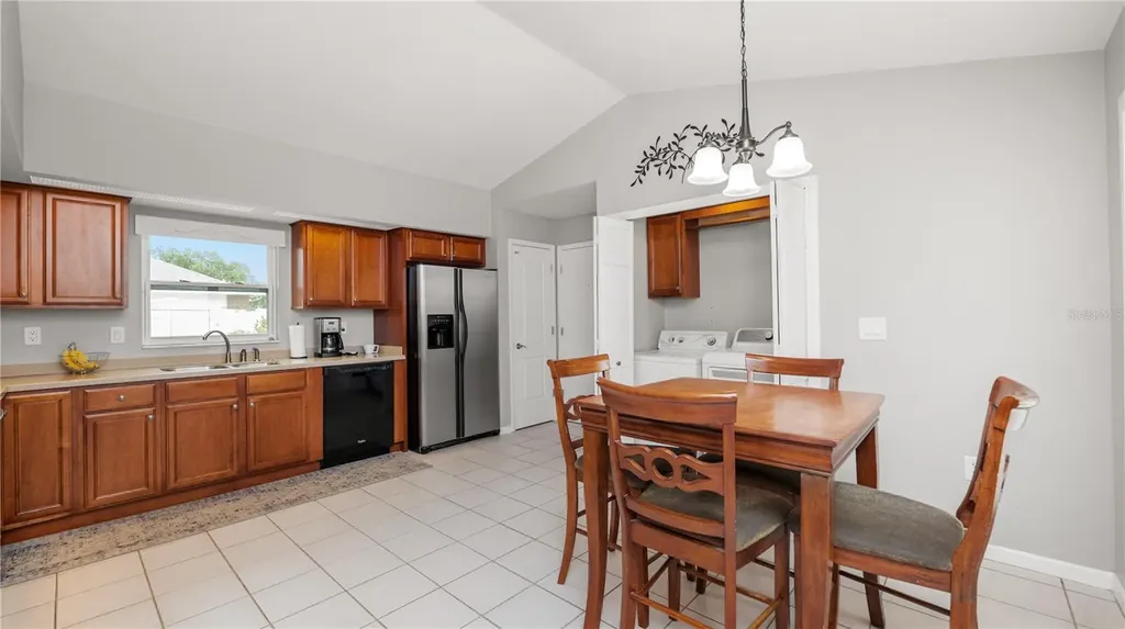 5525 Club Hill E Lakeland FL 33813