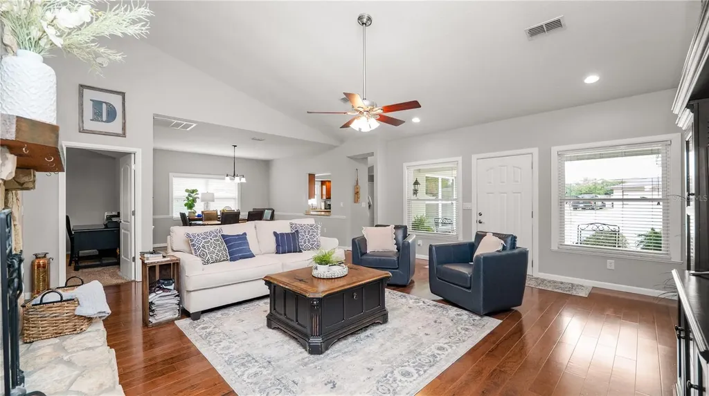 5525 Club Hill E Lakeland FL 33813