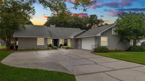 5525 Club Hill E Lakeland FL 33813