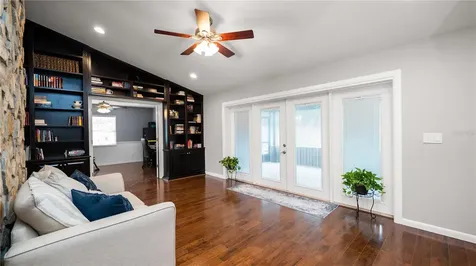 5525 Club Hill E Lakeland FL 33813