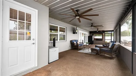 5525 Club Hill E Lakeland FL 33813