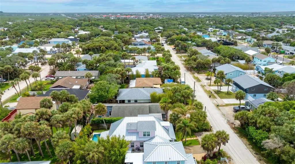 915 Maple Street New Smyrna Beach FL 32169