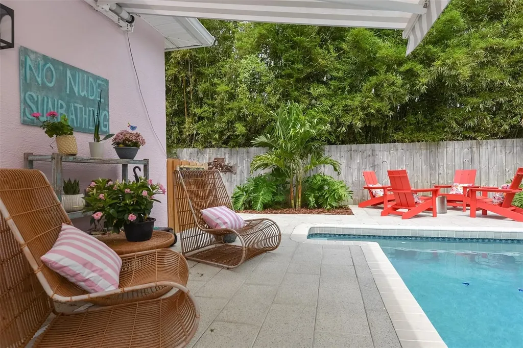 915 Maple Street New Smyrna Beach FL 32169