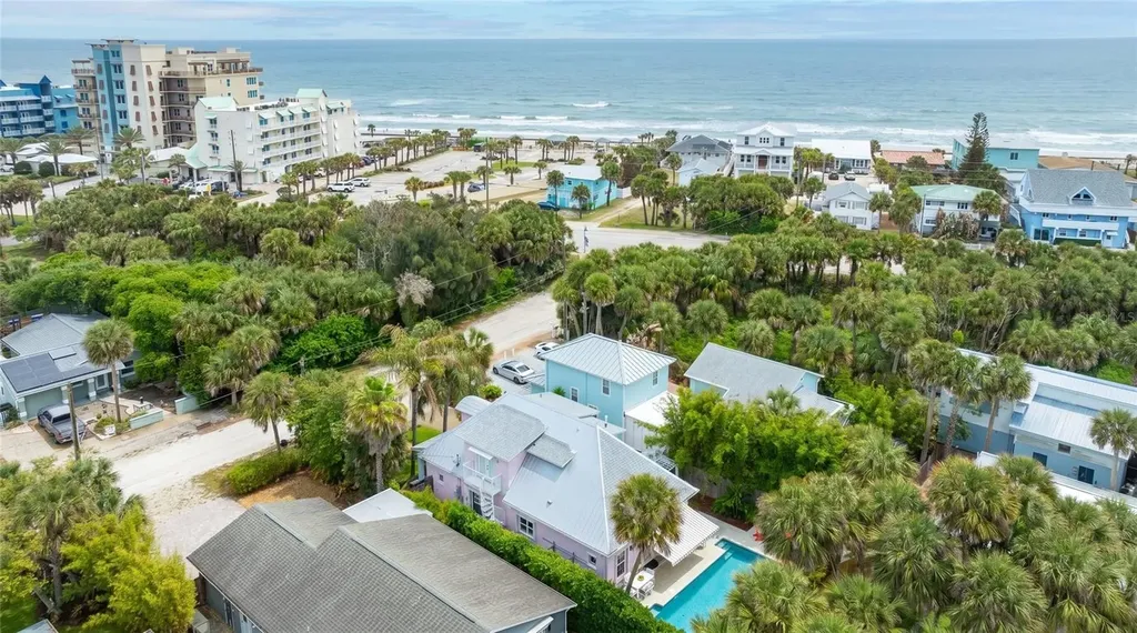 915 Maple Street New Smyrna Beach FL 32169