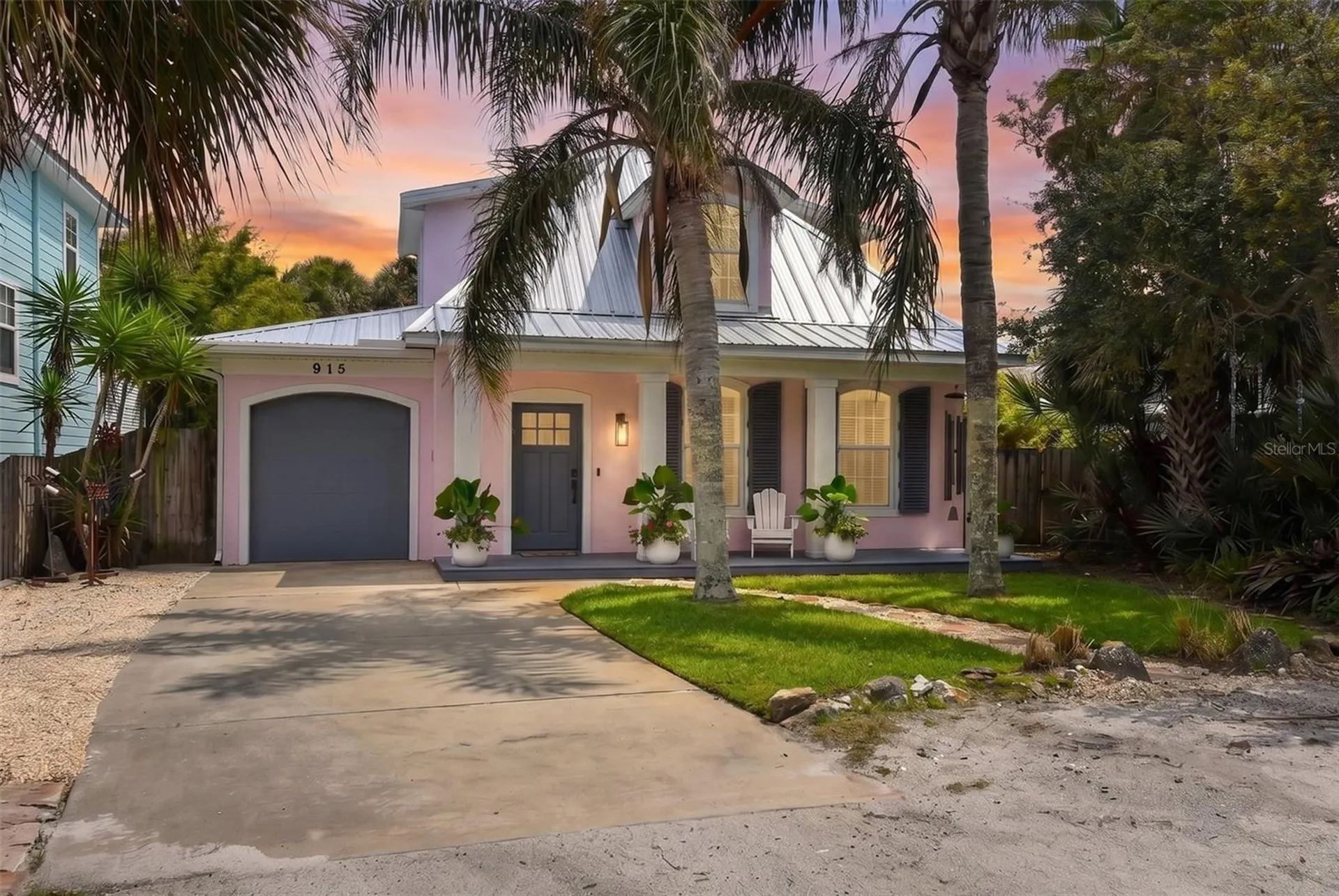 915 Maple Street New Smyrna Beach FL 32169