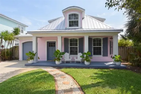 915 Maple Street New Smyrna Beach FL 32169